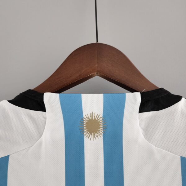 camiseta argentina 3 estrellas cuello trasero sol