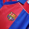 camiseta barcelona 92 95 escudo