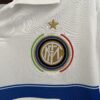 camiseta inter 09 10 blanco escudo