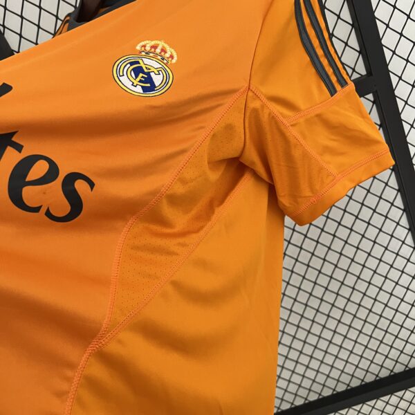 camiseta real madrid 13 14 naranja lateral