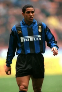 roberto carlos inter de milan 95 96