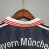 Camiseta Bayern Munich 97 99 primera equipacion cuello anterior