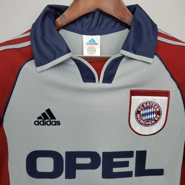 Camiseta Bayern Munich 98-99 segunda equipacion cuello