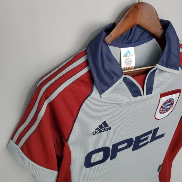 Camiseta Bayern Munich 98-99 segunda equipacion hombro