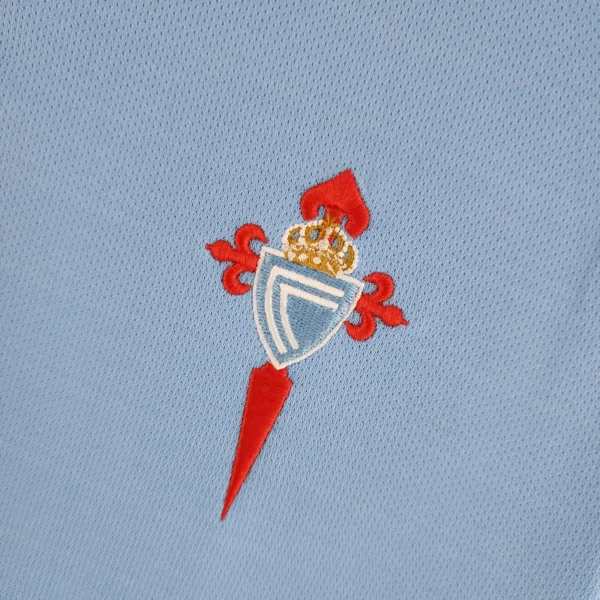 Camiseta Celta de Vigo 2002 escudo