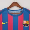 Camiseta FC Barcelona Ronaldinho 2005-2006 manga larga cuello