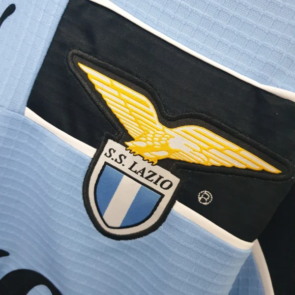 Camiseta Lazio 1999-2000 primera equipacion escudo