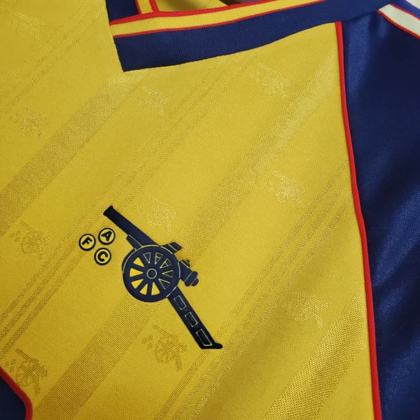 Camiseta Retro Arsenal 1988-1989 segunda equipacion escudo