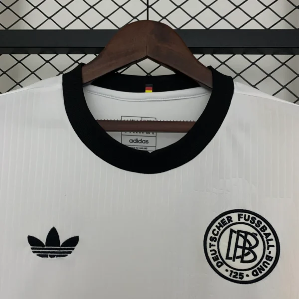 Nueva camiseta Alemania Blanca 2025 cuello