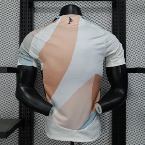 Nueva camiseta España 2025-2026 dorsal