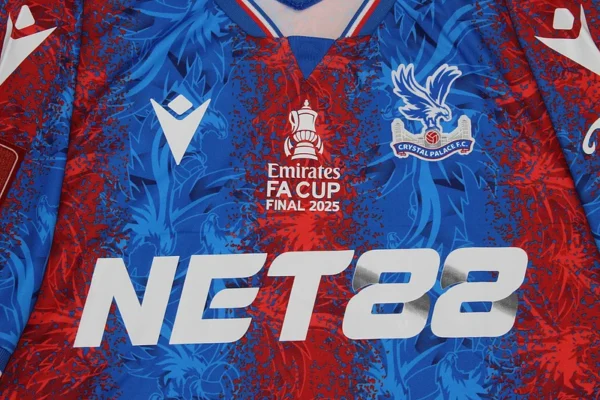 Camiseta Cristal Palace final Fa Cup 2024-2025 frontal