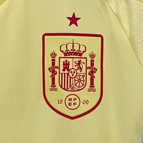 Camiseta España Eurocopa 2024 amarillo escudo