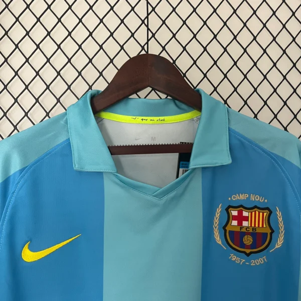 Camiseta FC Barcelona 2007-2008 celeste cuello