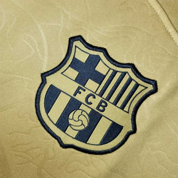Camiseta FC Barcelona Dorado 2022-2023 escudo