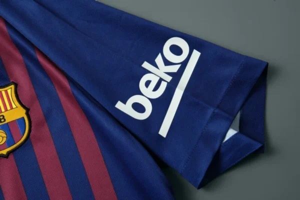 Camiseta FC Barcelona Messi 2018-2019 manga-1