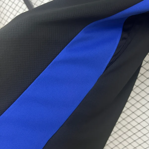 Camiseta FC Barcelona x Travis Scott Negro 2024-2025 lateral