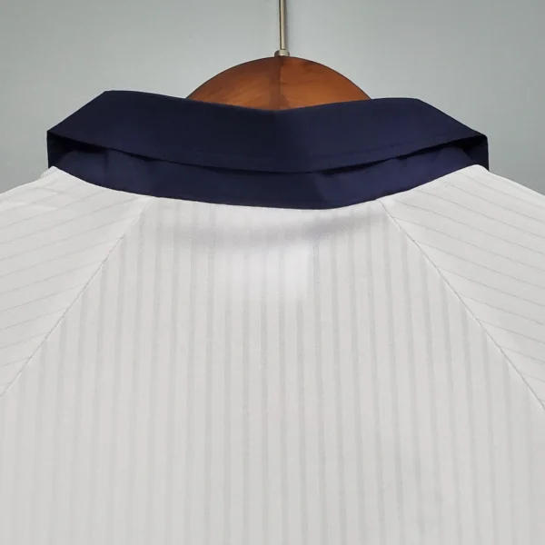 Camiseta Inglaterra 1998 blanco cuello anterior