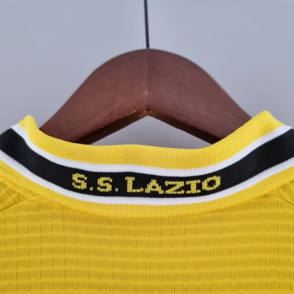 Camiseta Lazio 1998-2000 Amarrillo cuello posterior