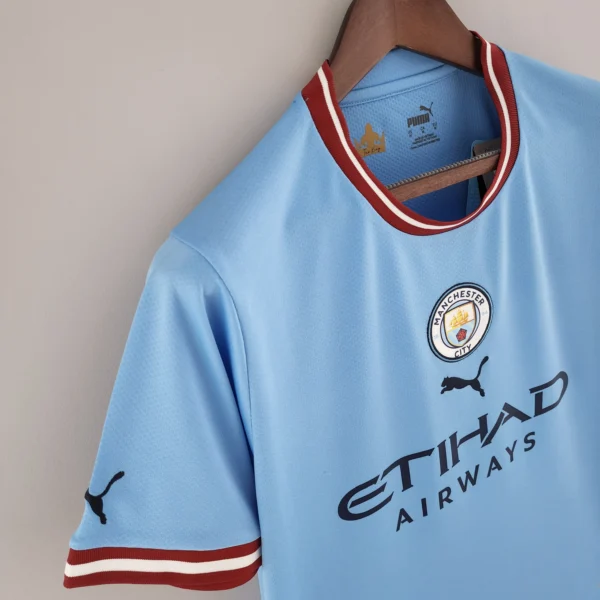 Camiseta Manchester City 2024-2025 lateral