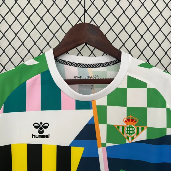 Camiseta Real Betis 2024-2025 collage cuello