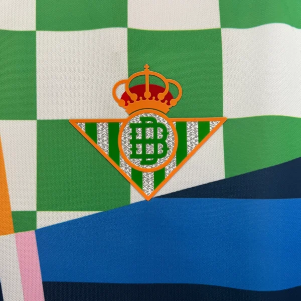 Camiseta Real Betis 2024-2025 collage escudo