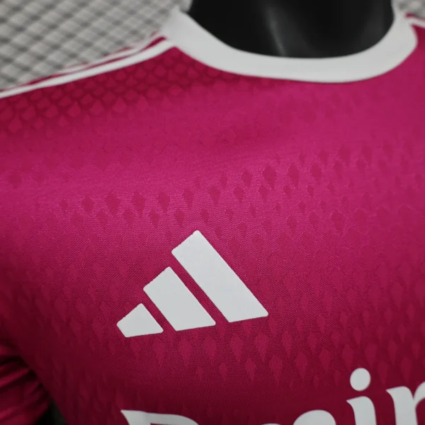 Camiseta Real Madrid 2024-2025 Rosa logo