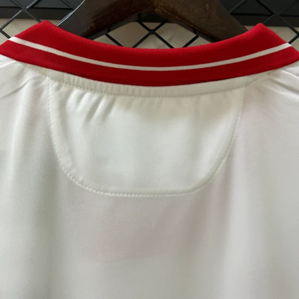Camiseta Sevilla 2012-2013 Navas cuello anterior