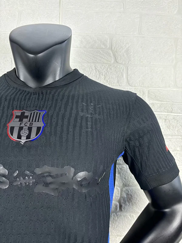 Camiseta Travis Scott negro FC Barcelona 2024-2025 manga-1
