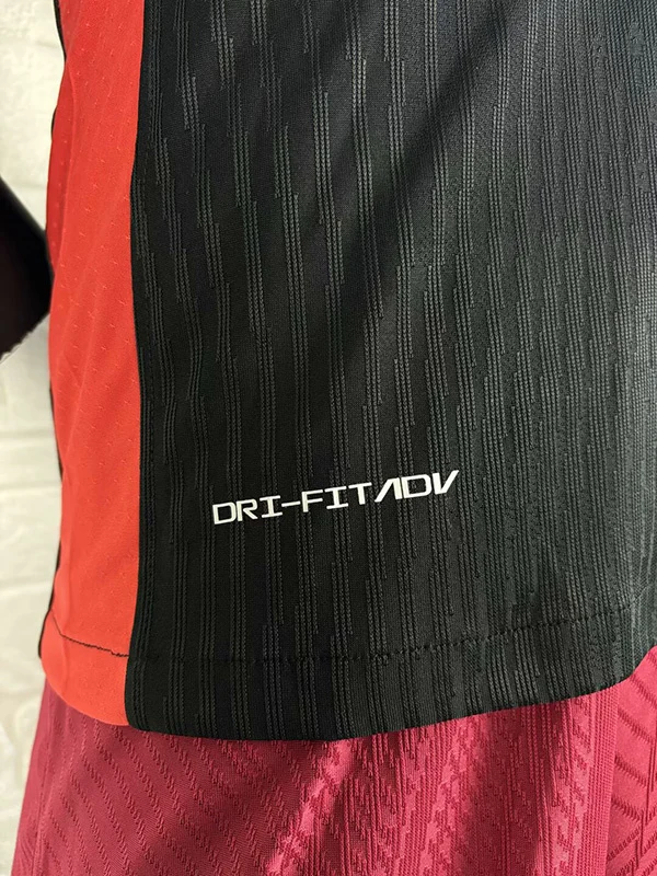 Camiseta Travis Scott negro FC Barcelona 2024-2025 material