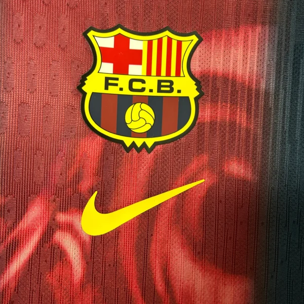 Camiseta Travis Scott x FC Barcelona 2025-2026 escudo