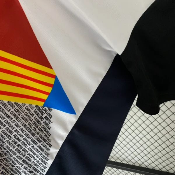 Camiseta Valencia CF 2024-2025 collage lateral