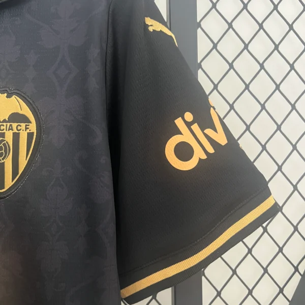 Camiseta del Valencia CF 2024-2025 negro manga