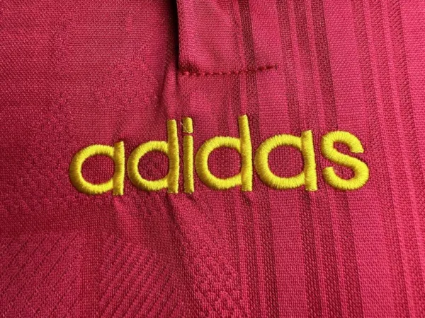 Camiseta retro España 1996 Sergi logo