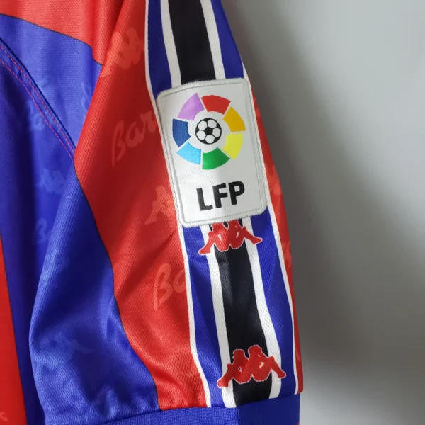 Camiseta retro FC Barcelona 1996-1997 Ronaldo manga-1