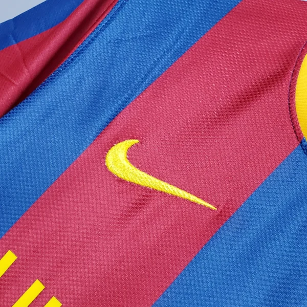 Camiseta retro FC Barcelona 2010-2011 Messi logo