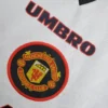 Camiseta retro Manchester United 1996-1997 blanca escudo