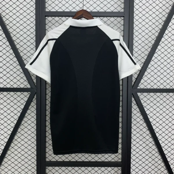 Camiseta retro Real Madrid 2001-2002 Negro dorsal