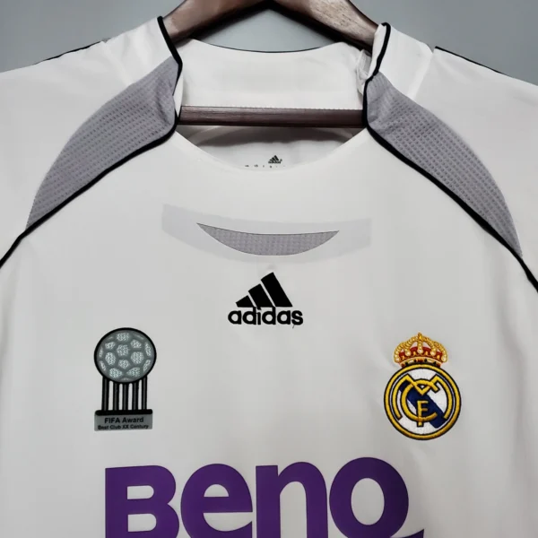 Camiseta retro Real Madrid 2006-2007 Benq cuello