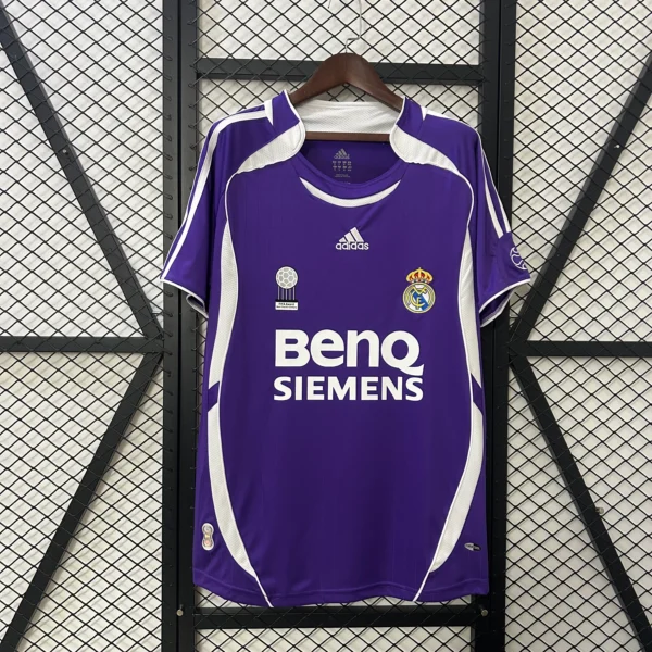 Camiseta retro Real Madrid morado 2006-2007