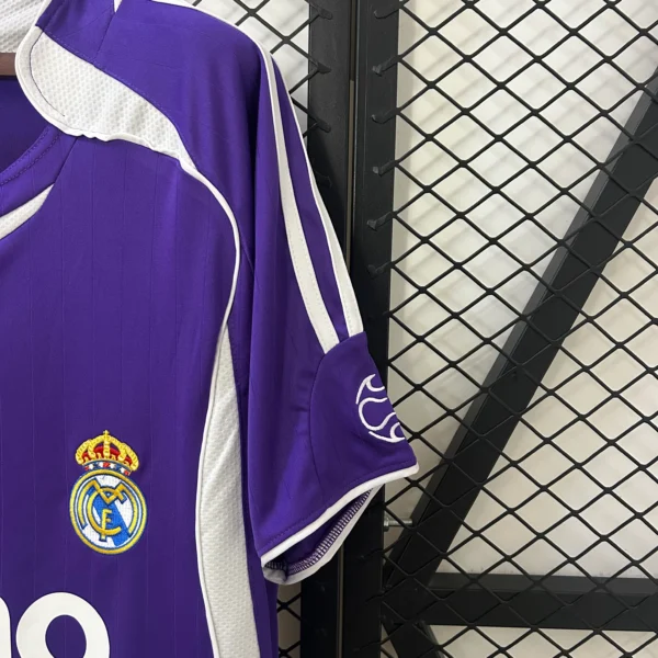 Camiseta retro Real Madrid morado 2006-2007 manga