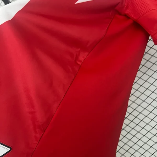 Camiseta retro Sevilla 2015-2016 roja lateral