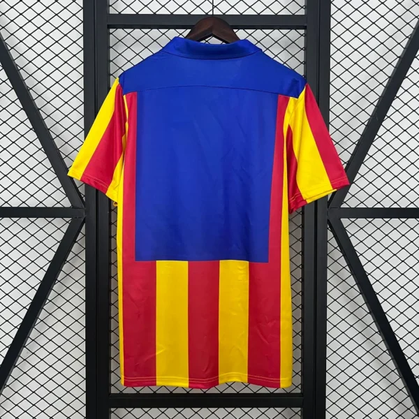 Camiseta retro Valencia CF 1980-1982 Kempes dorsal