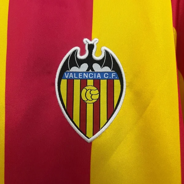 Camiseta retro Valencia CF 1980-1982 Kempes escudo