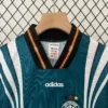 Conjunto Alemania niño 1996 verde cuello
