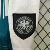 Conjunto Alemania niño 1996 verde escudo