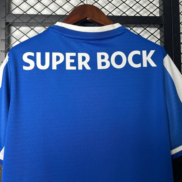 Nueva Camiseta FC Oporto 2025-2026 cuello anterior