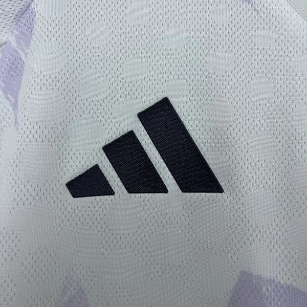 Nueva camiseta Manchester United 2025-2026 Blanco logo