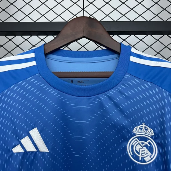 Nueva camiseta Real Madrid 2025-2026 Azul cuello