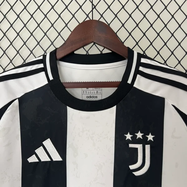 camiseta Juventus 2024-2025 cuello
