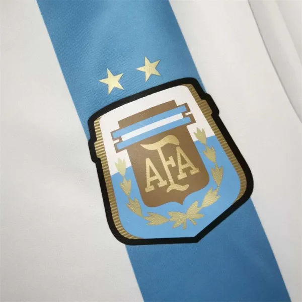 Camiseta Argentina Messi Mundial 2014 escudo